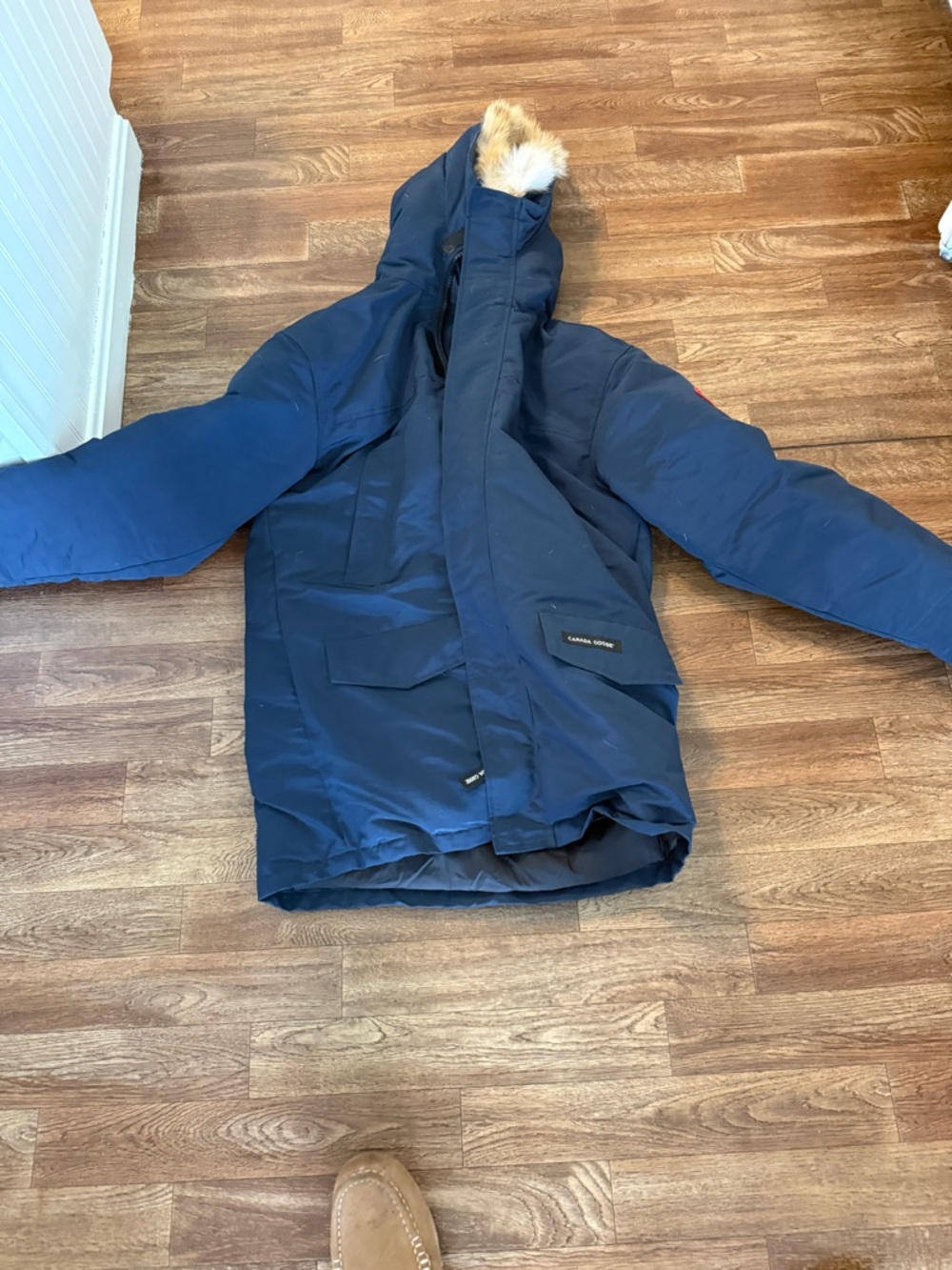 Men's Canada goose Parka Jacket with fur. Xl